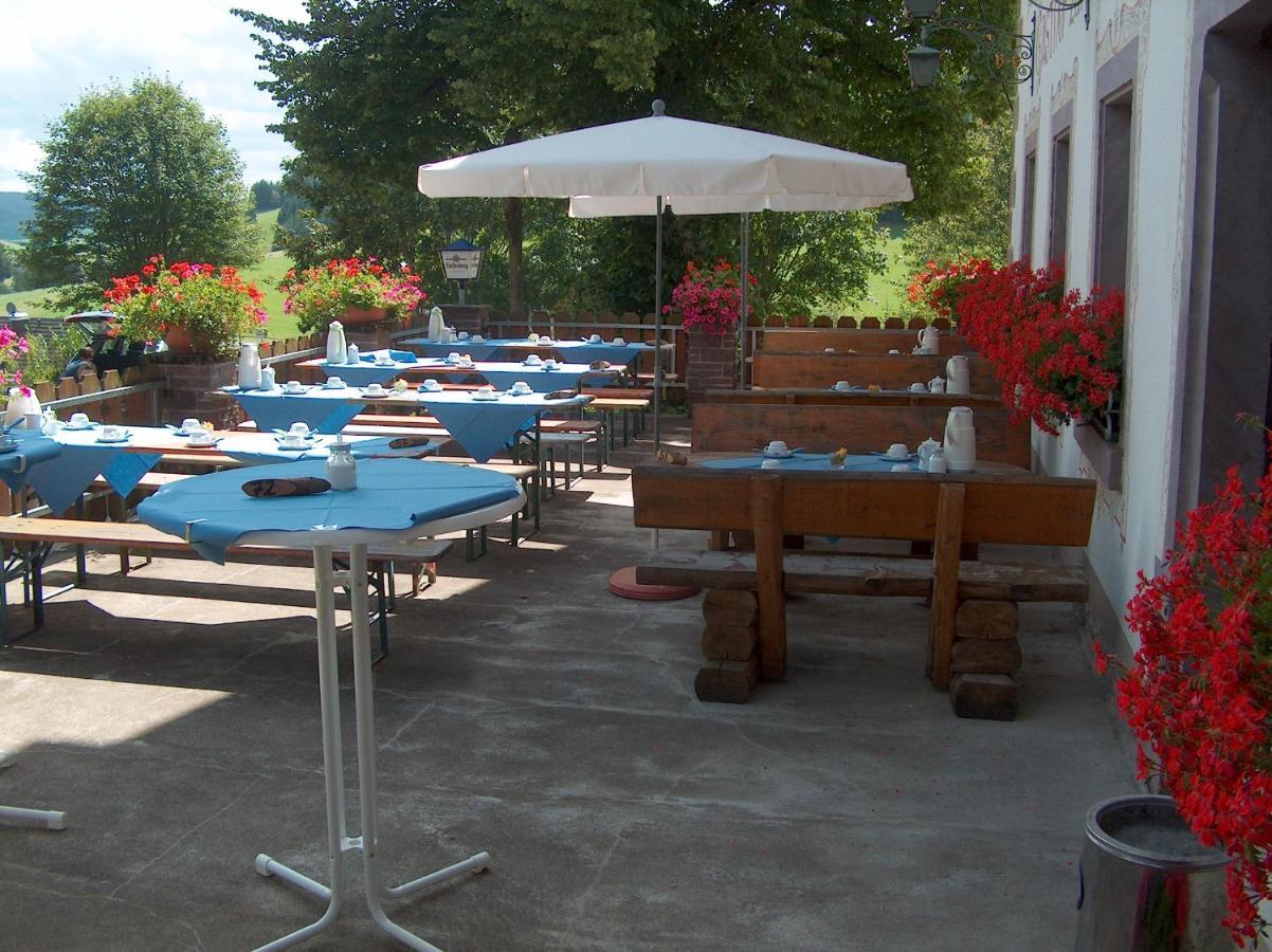 Zur Traube Schwarzwaldhotel & Restaurant Am Titisee Санкт-Мерген Экстерьер фото