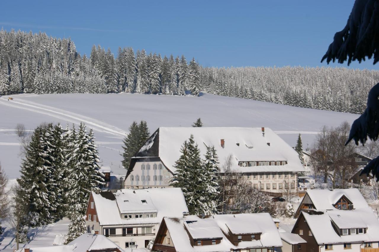 Zur Traube Schwarzwaldhotel & Restaurant Am Titisee Санкт-Мерген Экстерьер фото